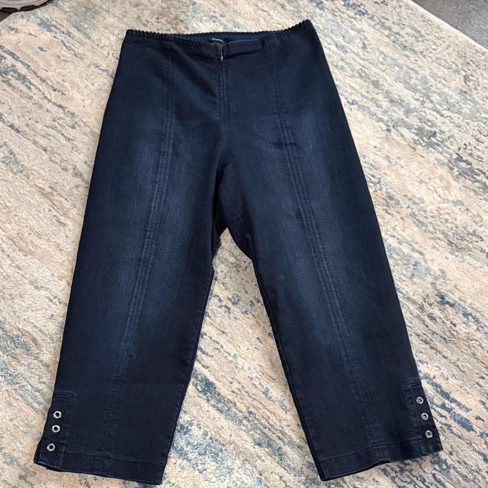 Black Cropped Pants with Button Detail